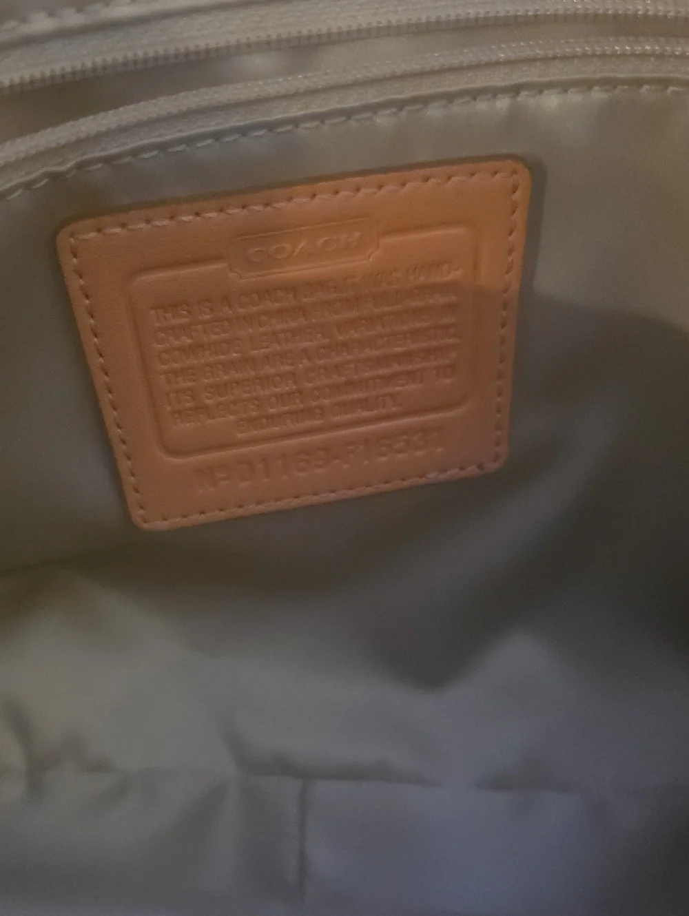 Coach Penelope Turn-Lock tote in a coral peach leather with snakeskin Trim - Picture 4 of 14